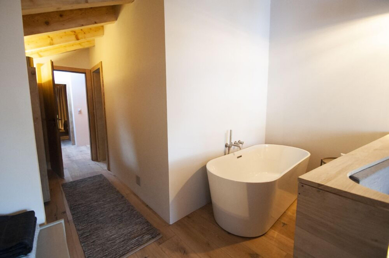 Bathroom 4, Haus Turquino C Penthouse, Visp