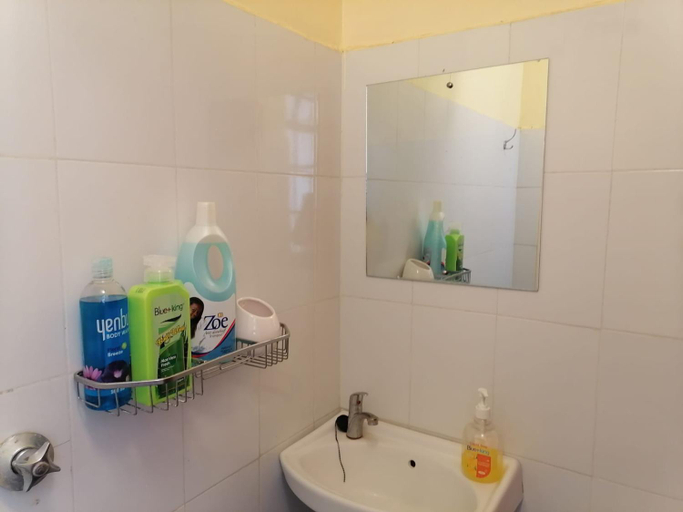 Bathroom 2, Lux Suites TRM 1 Bedroom Apartments, Roysambu