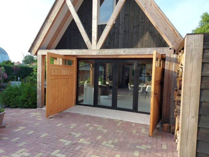 Others 2, B&B bij Vincent, Emmen