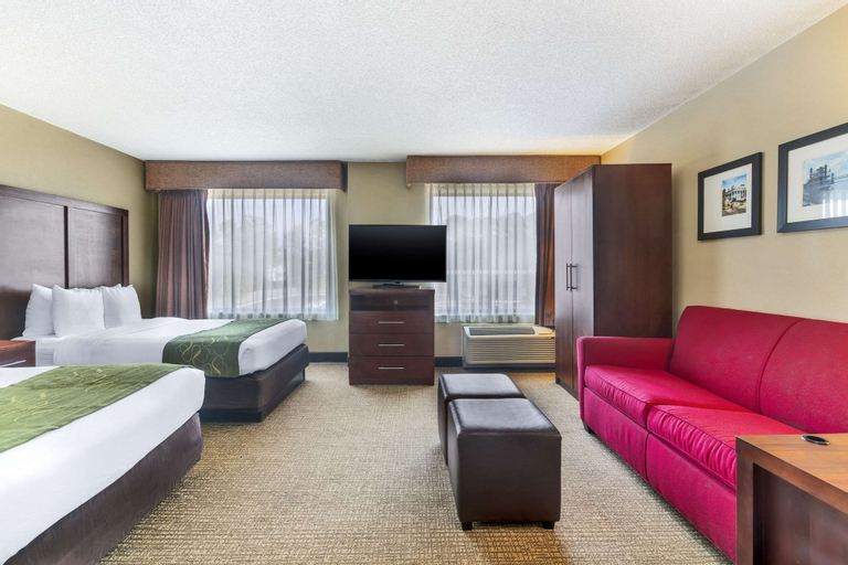 Bedroom 13