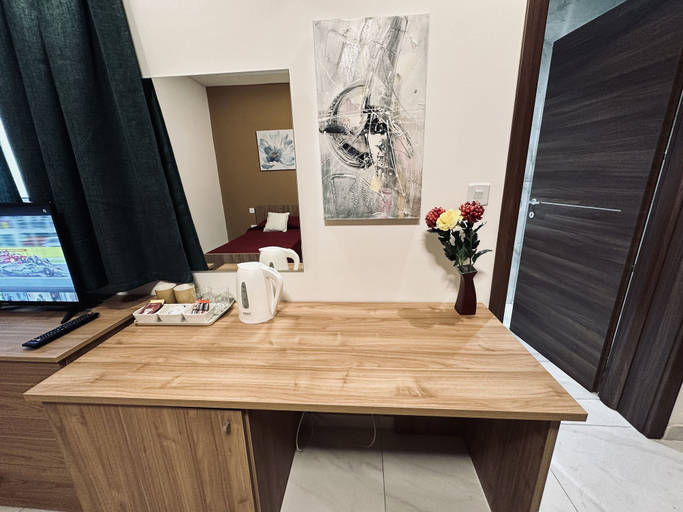 Others 4, Seaside Accomodation