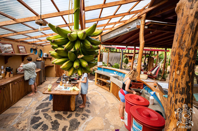 Food & Drinks 4, Casa La Aventura Guasacate - Popoyo, Tola