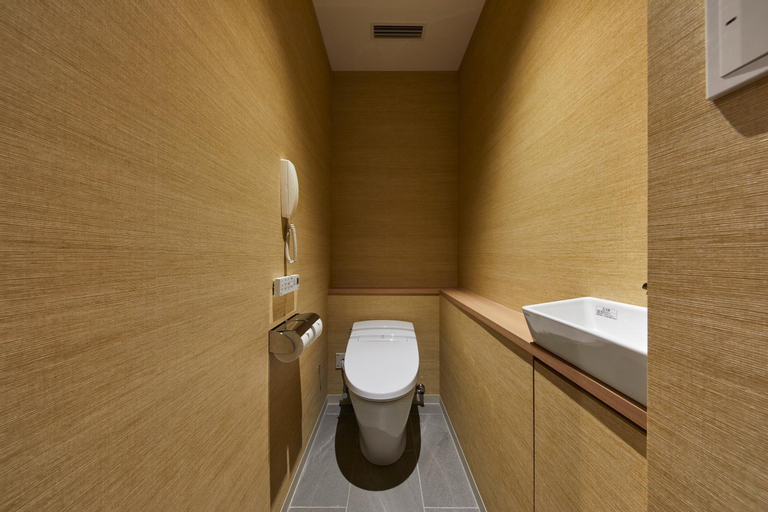 Bathroom 29