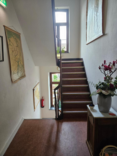 Others 5, hotel le bonheur, Eijsden