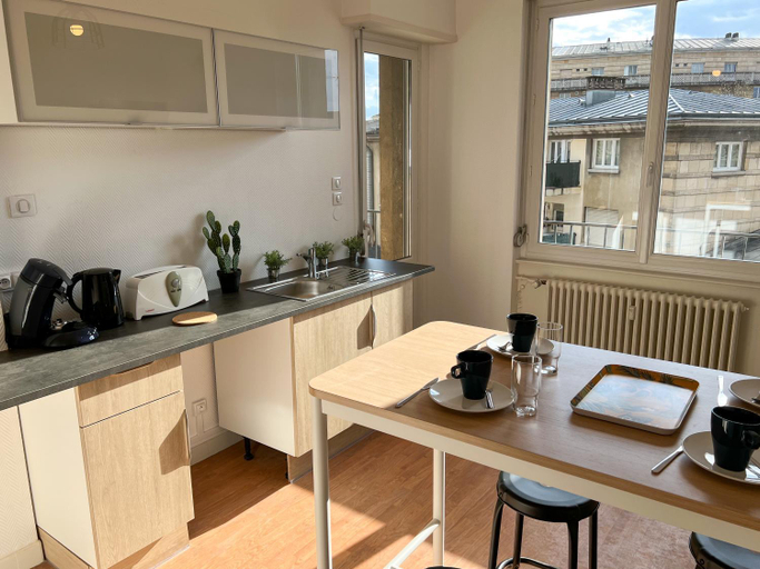Others 4, Chambres privees -Private room- dans un spacieux appartement - 100m2 centre proche gare, Haut-Rhin