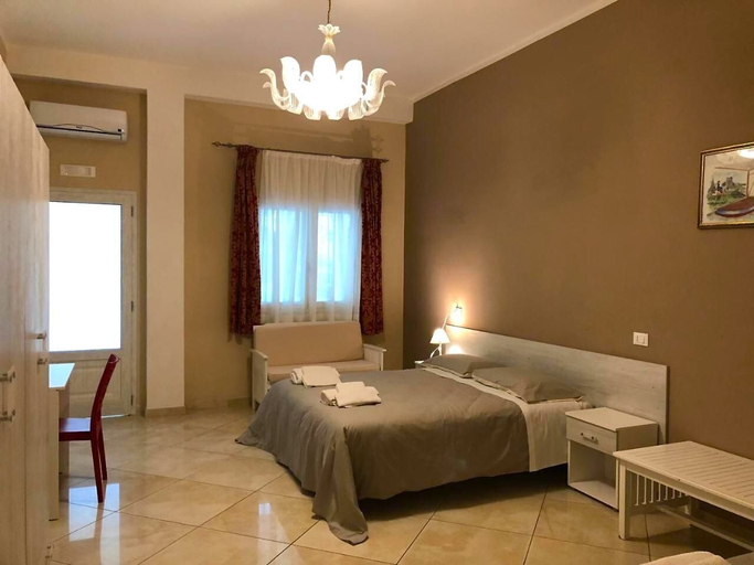 Bedroom 3, L'ISOLA DEI SAPORI BOUTIQUE HOTEL, Foggia