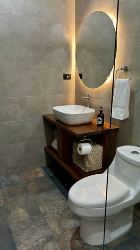 Bathroom 4, Arenal Monara, San Carlos