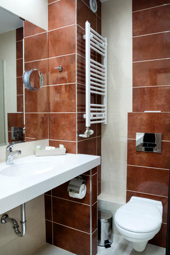 Bathroom 4, Hotel Niken, Smolyan