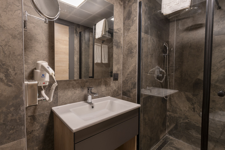 Bathroom 5, IRENIC HOTEL, Antalya