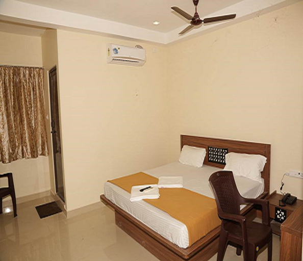 Others 5, Hotel Santhosh Inn, Nagappattinam