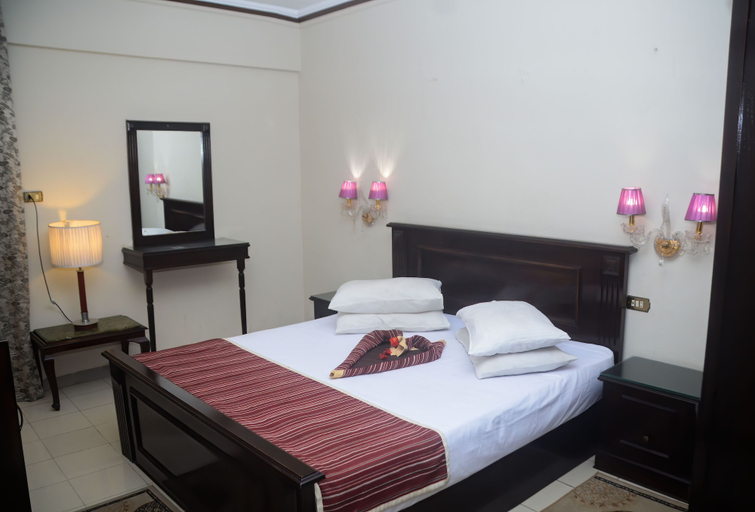 Bedroom, New Siesta Hotel, Alexandria