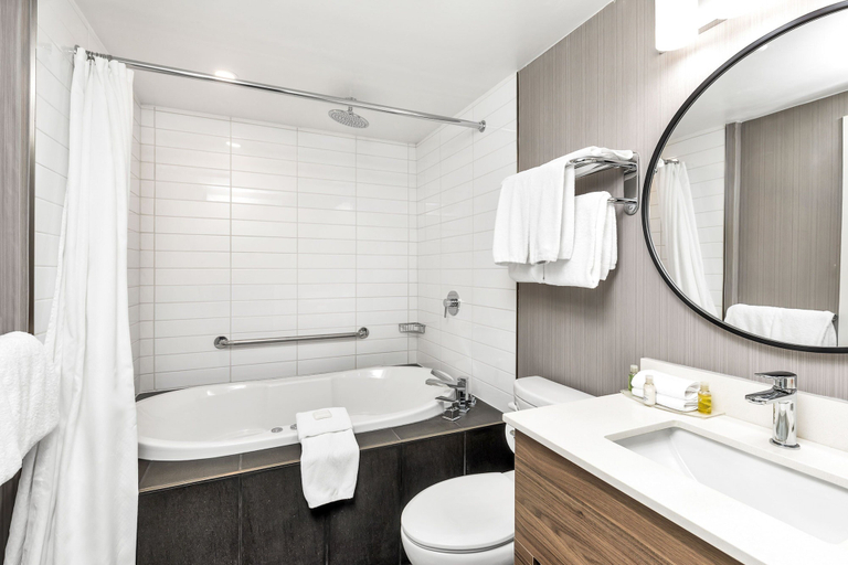 Bathroom 5, Sandman Hotel Grande Prairie, Division No. 19