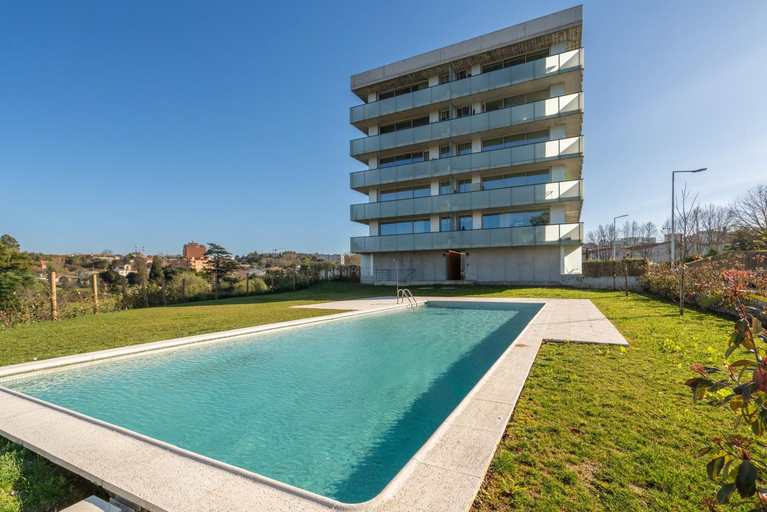 Sport & Beauty 2, Host Wise - Luxurious Impressive Apartment - Balcony and Pool, Vila Nova de Gaia