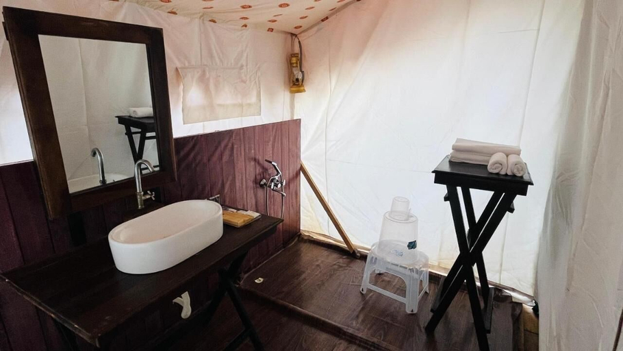 Bathroom, The Reef Resort Shivrajpur, Devbhumi Dwarka