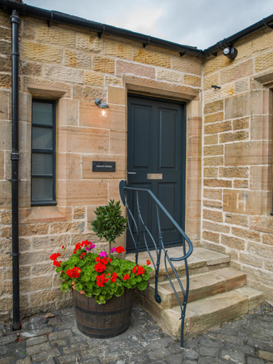 Others 4, Coach House Ratho Park Steading, Edinburgh