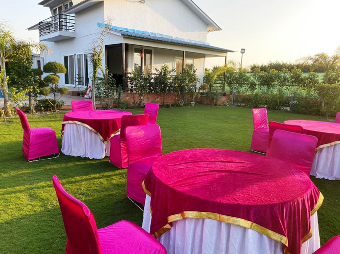 Food & Drinks 3, GoBravo 72 - 3BHK Farm with Pool & Garden Sec150 Noida, Gautam Buddha Nagar
