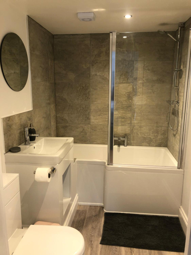 Bathroom 4, The Prince of Wales Bed and Breakfast, Devon