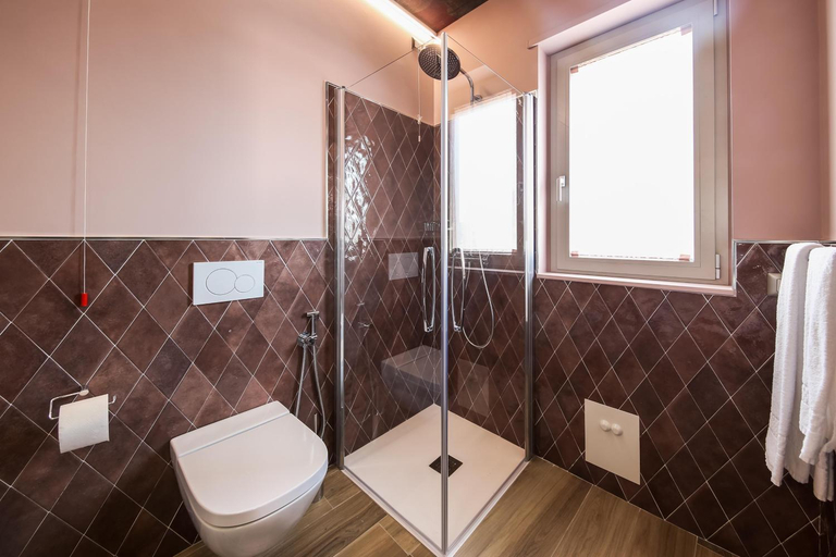 Bathroom 3, Vicolo Malavolta 7 Rooms and Suites, Fermo