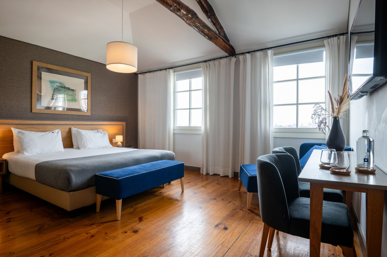 Bedroom 3, Santa Catarina FLH Suites, Porto