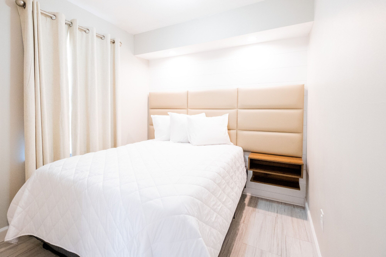 Bedroom 3, 300 Tenth, Horry