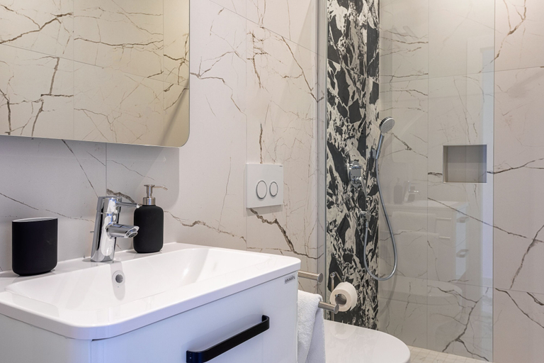 Bathroom 3, Villa Capitis in the Centre- Exclusive Apartment – Stunning Fortress View, Hvar