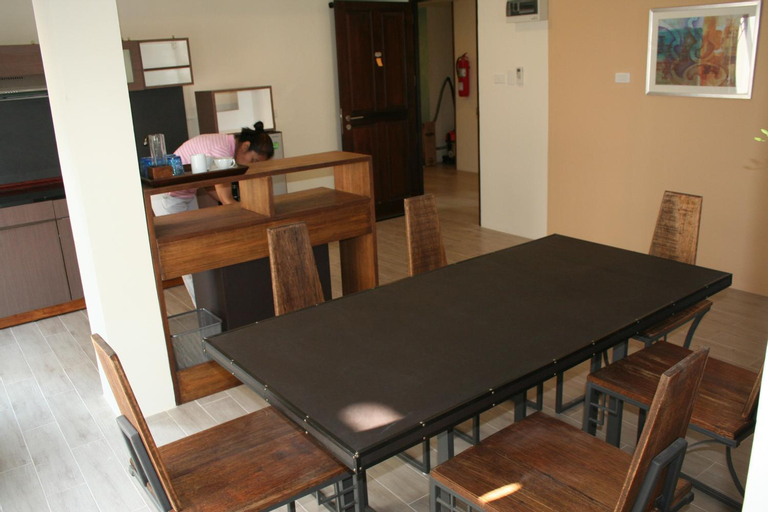 Dining Room 9