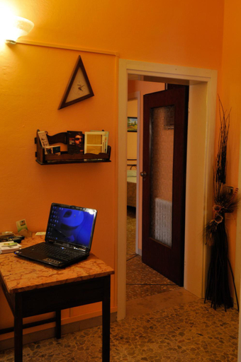Public Area 1, B&B Gate 52, Pisa
