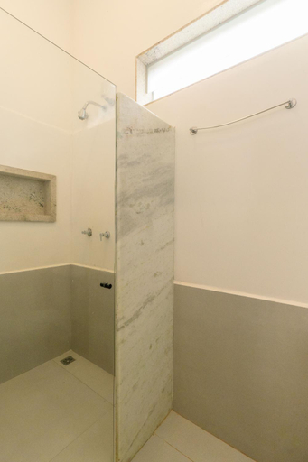 Bathroom 4, Miola Hotel, Porto Seguro