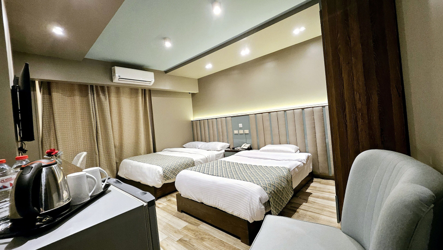 Bedroom 3, Grand Bayan Hotel at Nile Plaza, Giza