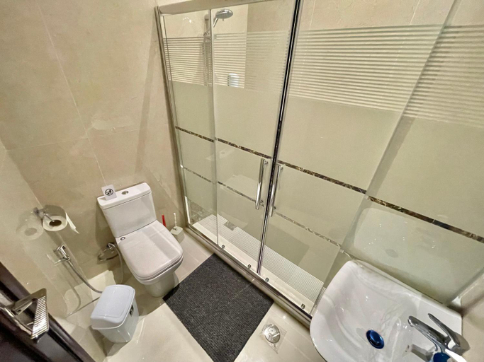 Bathroom 2, Villa Mira GuestHouse 2 - Downtown Central Amman - AL DIYRIH, Amman