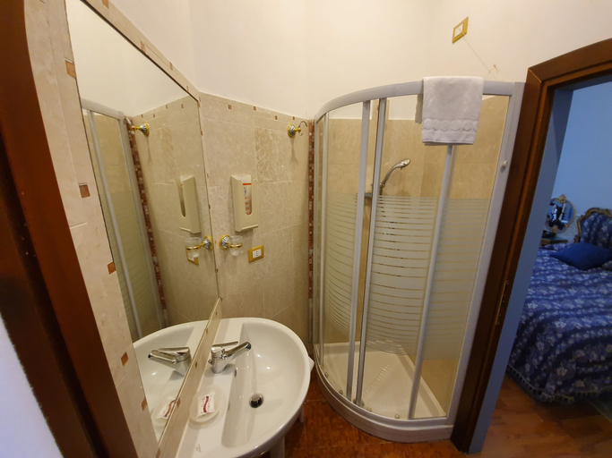 Bathroom 3, Casa Alla Fenice, Venezia