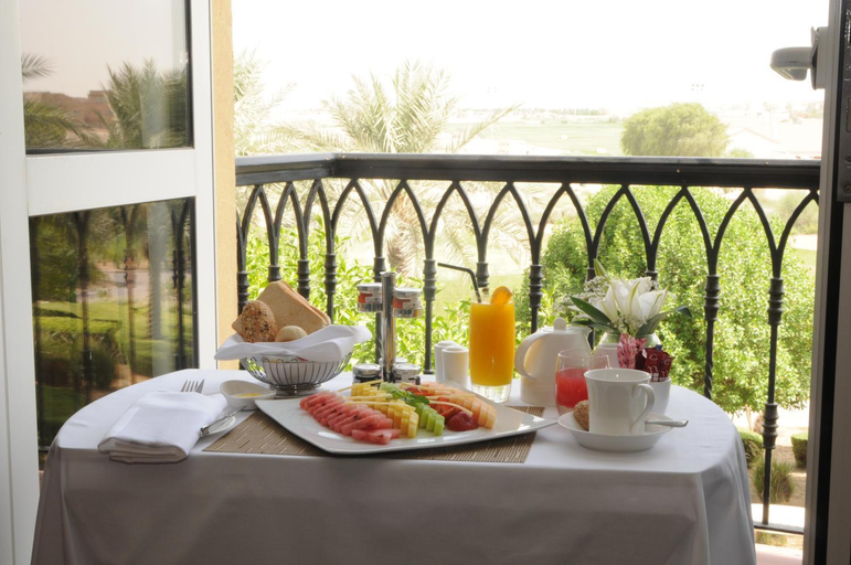Food & Drinks 5, Arabian Ranches Golf Club, Dubai