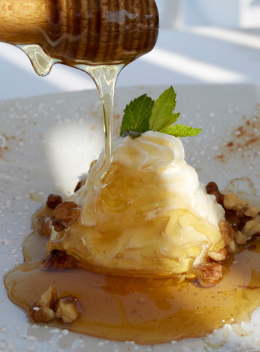 Food & Drinks 5, Petit Palace Suites, South Aegean