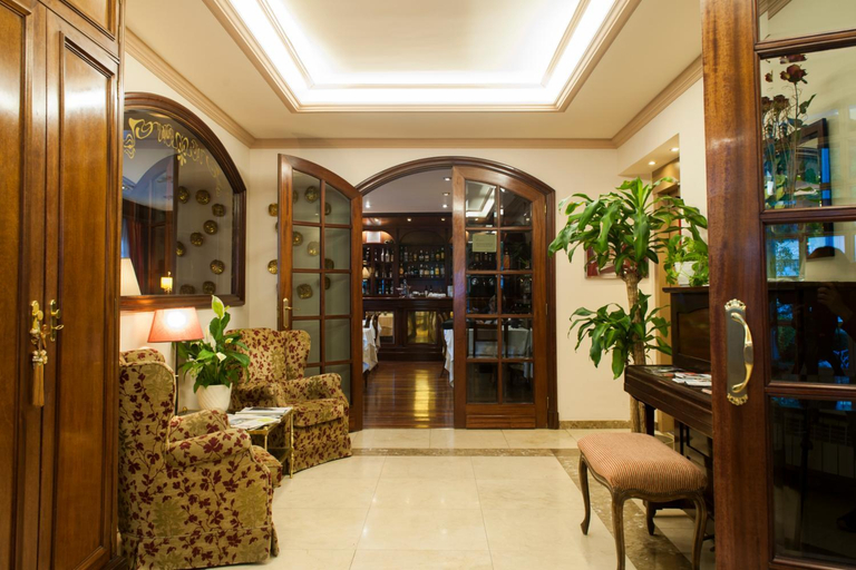 Public Area 3, Hotel Edelweiss Camprodon, Girona