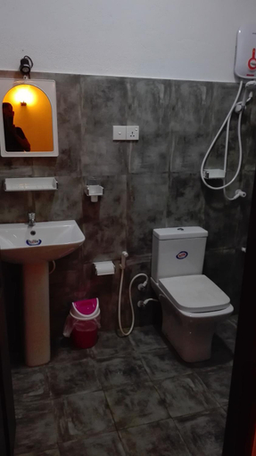 Bathroom 3, Elisabeth Home Hikkaduwa, Hikkaduwa