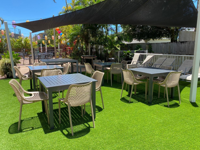 Food & Drinks 5, Outrigger Resort Burleigh, Gold Coast