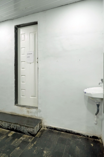 Bathroom 4, ZEST STAYS 1054, Mumbai Suburban