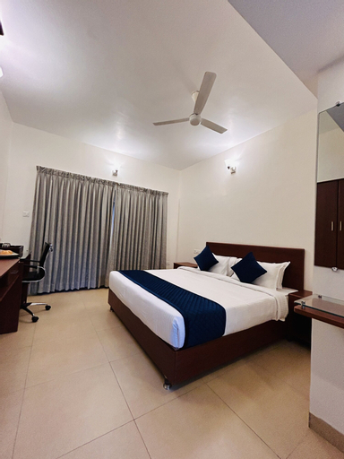 Bedroom 2, Le Miami Resort & Spa, Viluppuram