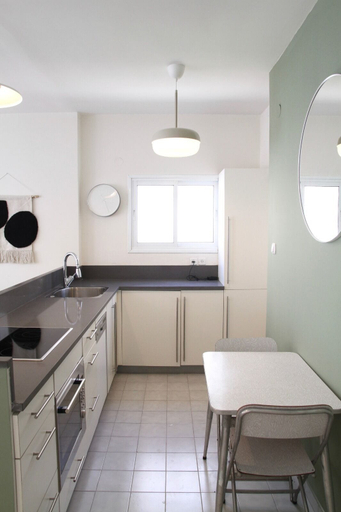 Others 4, Charming Old North near Park by FeelHome