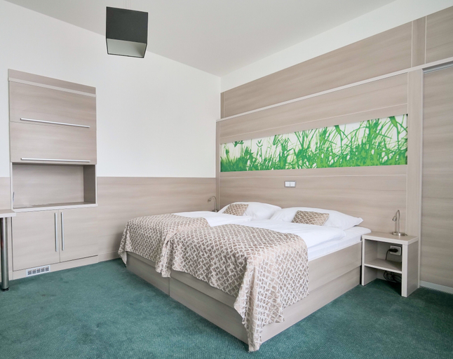 Bedroom 3, Hotel Zlatá Hvězda, Svitavy
