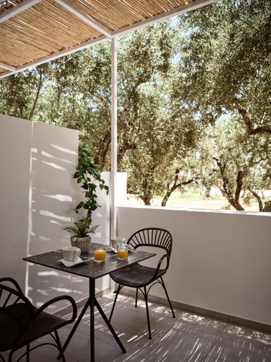 Others 5, Sanpiero Island, Ionian Islands
