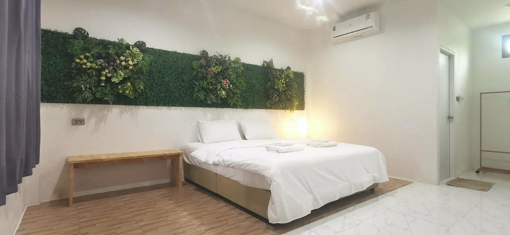Bedroom 6