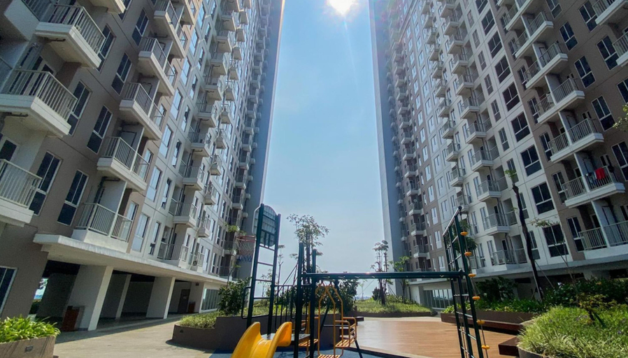 Exterior & Views, Tidy And Comfortable 2Br Tokyo Riverside Pik 2 Apartment, Tangerang
