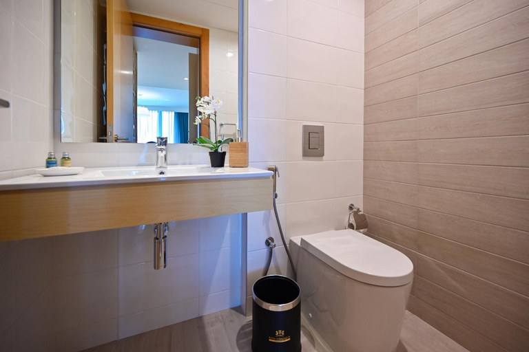 Bathroom 17