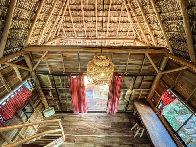 Others 3, Casa La Aventura Guasacate - Popoyo, Tola