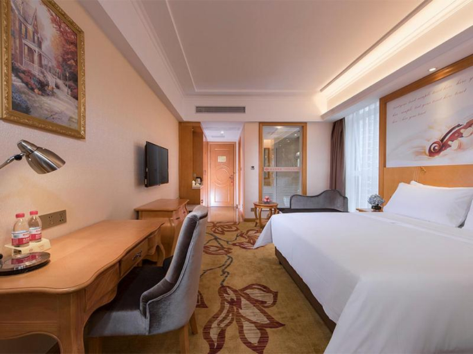 Bedroom 2, Vienna Hotel Guangxi Laibin North Station, Laibin