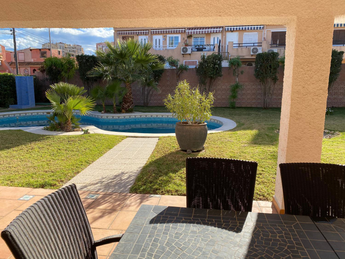 Others 5, Anna's garden, Alicante