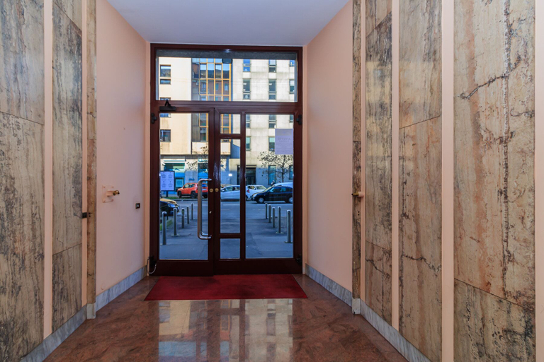 Building design 4, JOIVY Cosy 1Bed Flat In Fiera, Milano