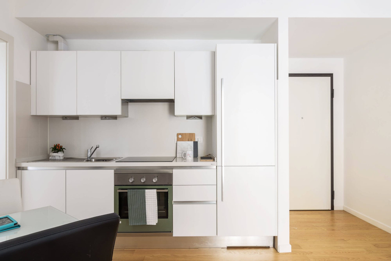 Private kitchen 3, Altido Sunny 1-Bed Flat With/ Balcony, Milano