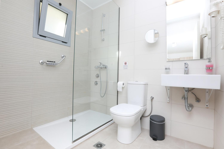 Bathroom 3, Passas Mare Apartments & Studios, Ionian Islands